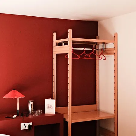 Couette-café Chez Georges - Contemporaine 3*