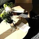 Chez Georges - Contemporaine 住宿加早餐酒店 3*