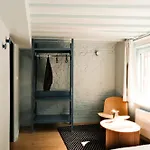 Chez Georges - Contemporaine Отель типа 